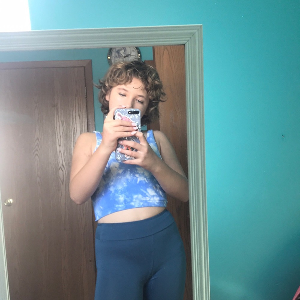 Blue tie dye crop top